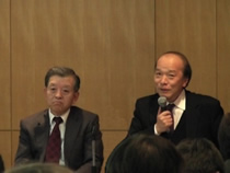 左：工業会技術委員委員長　伊藤博康氏 右：京都大学教授　成生達彦氏